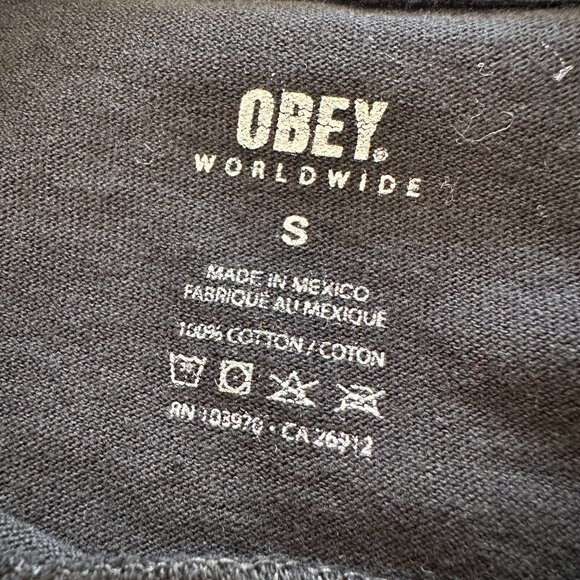 Obey Black and White Vintage Graphic T-shirt Small Streetwear Skate - Picture 3 of 7